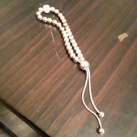 Jewelry - Goldtone Bracelet